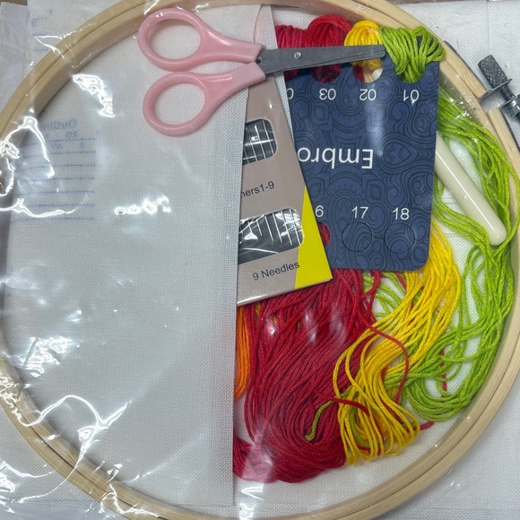 Handwork Embroidery Kit - Picture 2 of 2